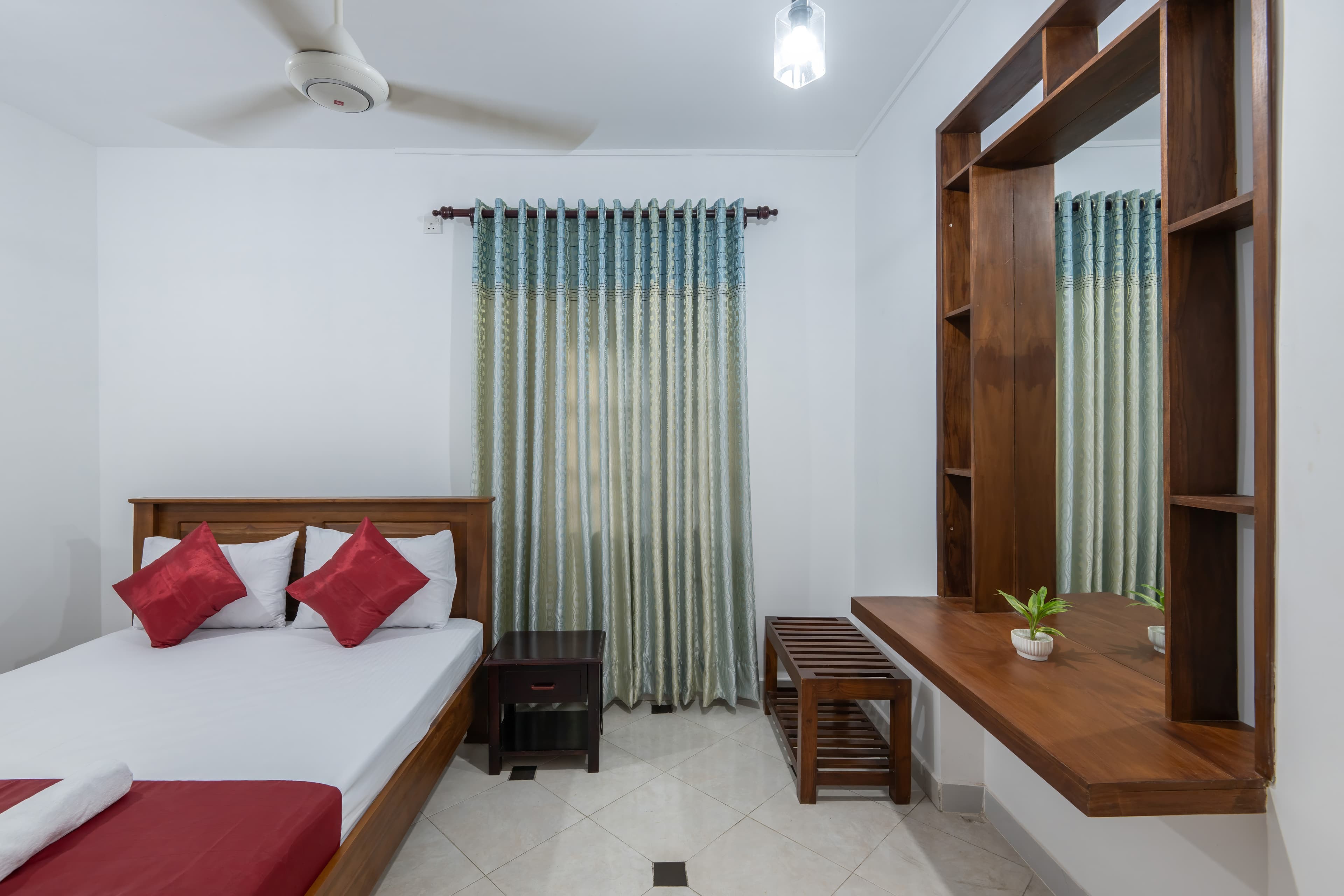 Cozy Studio with kitchenette at Reliance Inn — photo 1