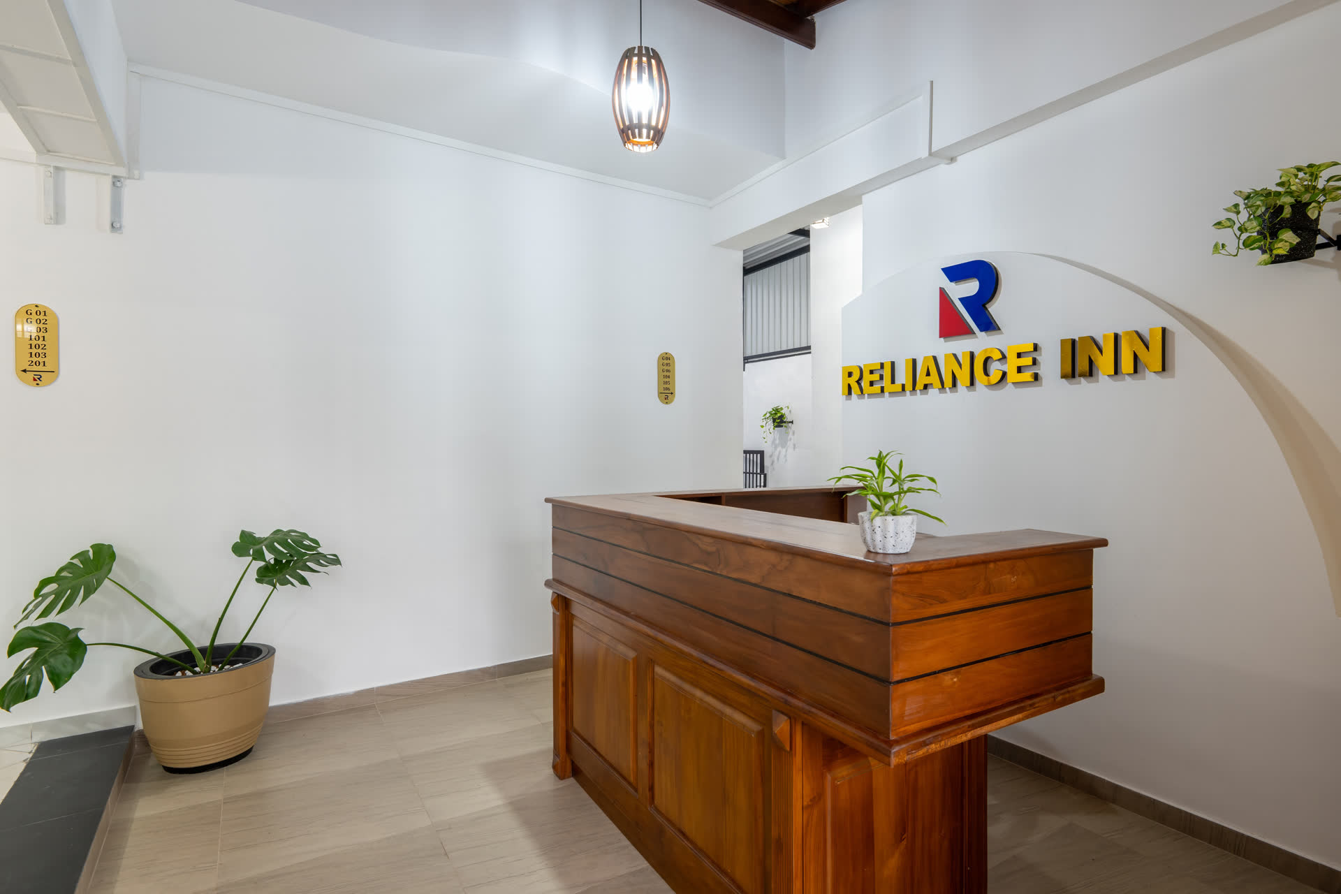 Reception counter